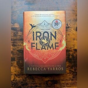 Iron Flame - Rebecca Yarros - With Black Sprayed Edges